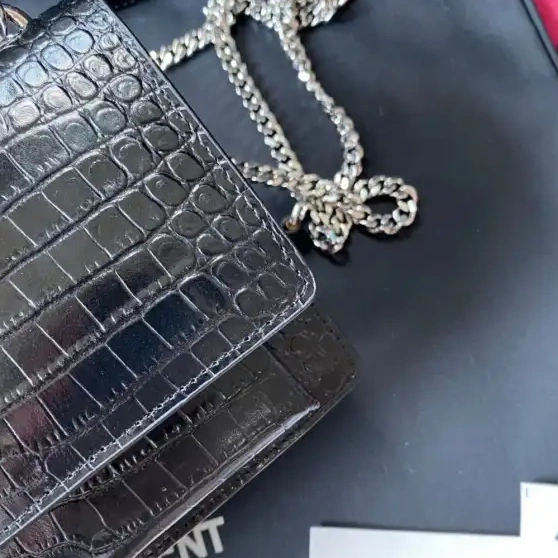 IN YSL CROCODILE-EMBOSSED SHINY SUNSET LEATHER 0523